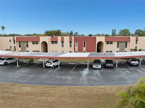 116 Dogwood Cir #116, Seminole, FL 33777
