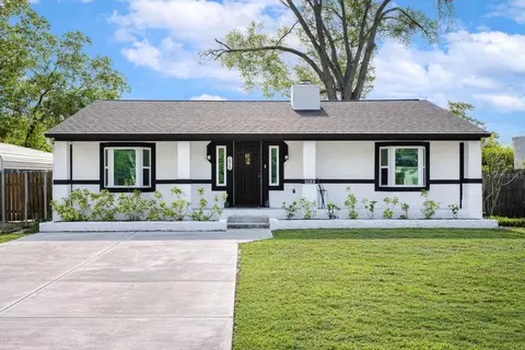 1023 N Bask Dr, Tampa, FL 33603