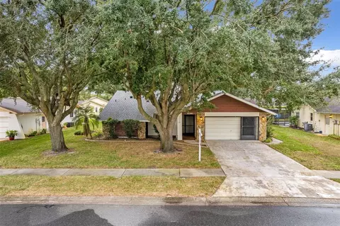 8626 Woodbridge Dr, New Port Richey, FL 34655
