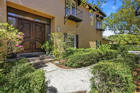 10785 Danielle Dr, Largo, FL 33774