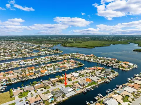 5041 Cabrilla Ct, New Port Richey, FL 34652