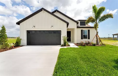 9939 Johnson Oaks Gln, Parrish, FL 34219