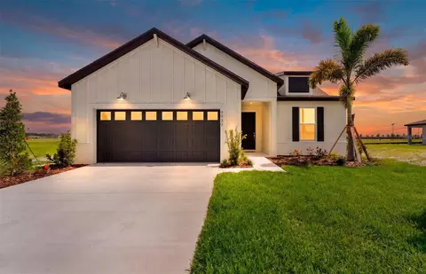 Exterior - 9939 Johnson Oaks Gln, Parrish, FL 34219 photo 4 of 4
