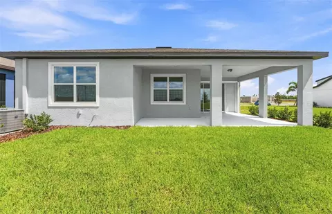 Exterior - 9931 Johnson Oaks Gln, Parrish, FL 34219 photo 2 of 3