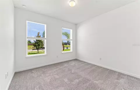 Bedroom - 9931 Johnson Oaks Gln, Parrish, FL 34219 photo 4 of 4