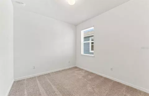 Bedroom - 9931 Johnson Oaks Gln, Parrish, FL 34219 photo 3 of 4