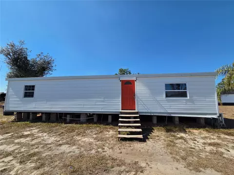 1040 W Frostproof Rd, Frostproof, FL 33843