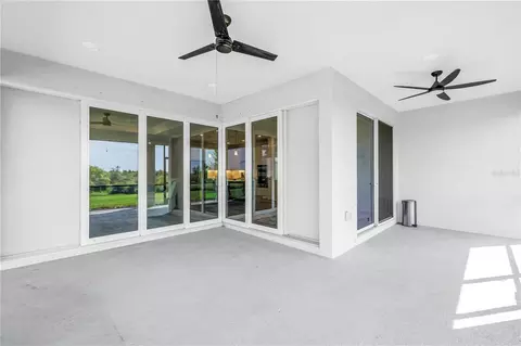Exterior - 8721 Ocean Tides Cv, Parrish, FL 34219 photo 11 of 13