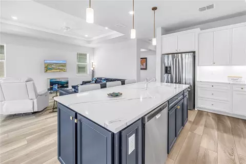 Kitchen - 8721 Ocean Tides Cv, Parrish, FL 34219 photo 7 of 11