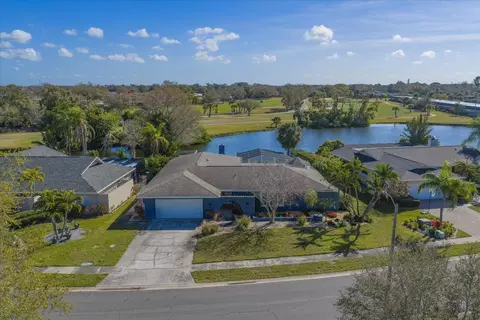 6667 Greenbrier Dr, Seminole, FL 33777