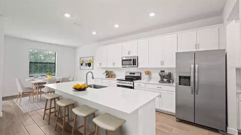 Kitchen - 3213 Pineberry Xing, Parrish, FL 34219 photo 1 of 3