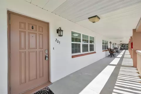 650 Pinellas Point Dr S # 205, Saint Petersburg, FL 33705