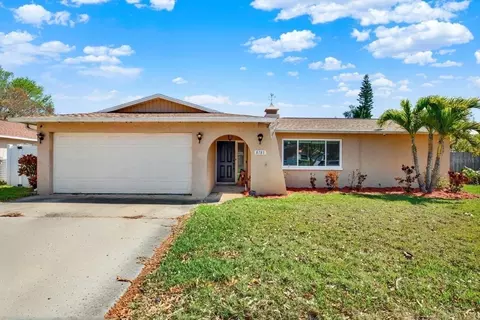 8781 Leona St, Seminole, FL 33772