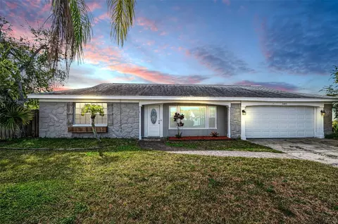 3645 Overland Dr, Holiday, FL 34691