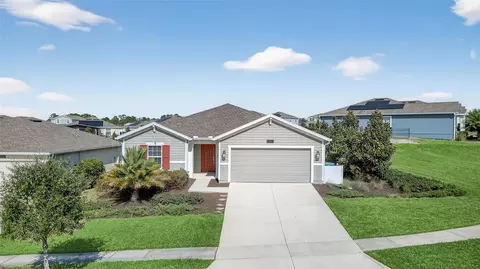 Exterior - 4773 Magnetite Loop, Mount Dora, FL 32757 photo 5 of 8