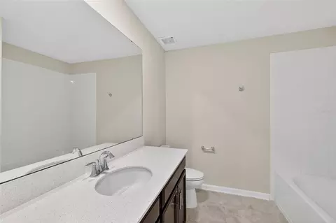 Bath - 4773 Magnetite Loop, Mount Dora, FL 32757 photo 3 of 3