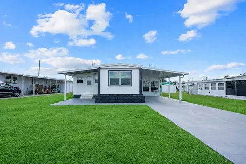 37240 Beverly Ave, Zephyrhills, FL 33542