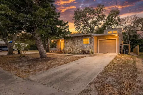 724 Virginia Ave, Tarpon Springs, FL 34689