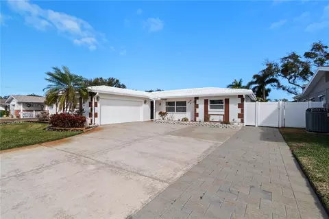13565 86th Ave, Seminole, FL 33776