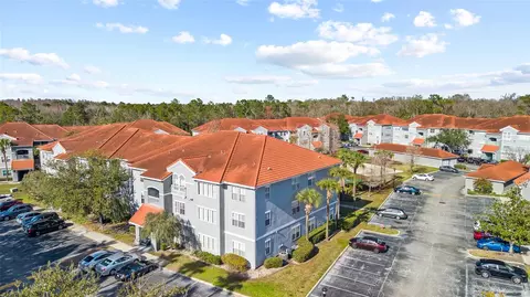 18001 Richmond Place Dr #835, Tampa, FL 33647