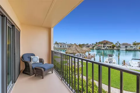 51 Island Way #108, Clearwater Beach, FL 33767