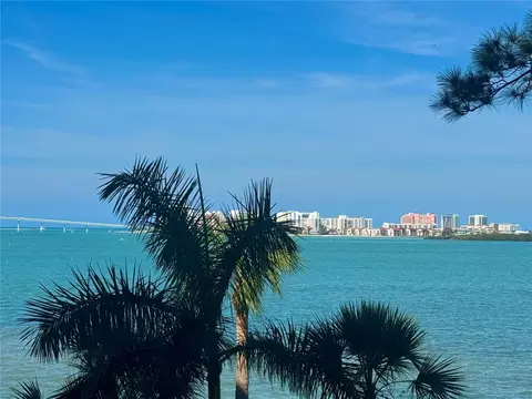 602 Lime Ave #203, Clearwater, FL 33756