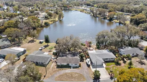 6870 Parkside Dr, New Port Richey, FL 34653
