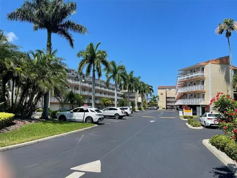 1420 Bayshore Blvd #403, Dunedin, FL 34698