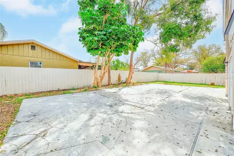 Exterior - 2171 Beecher Rd, Clearwater, FL 33763 photo 10 of 11