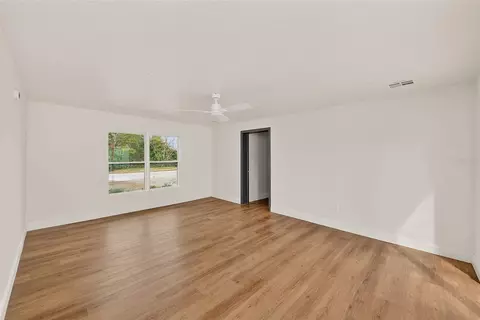 Living - 2171 Beecher Rd, Clearwater, FL 33763 photo 7 of 10