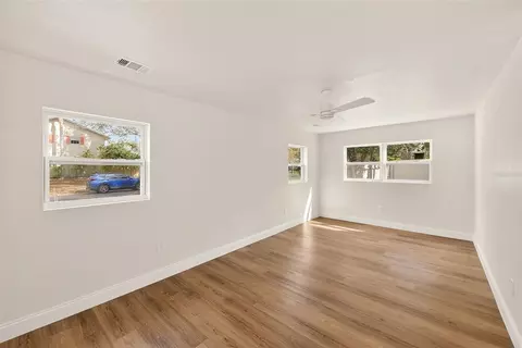Living - 2171 Beecher Rd, Clearwater, FL 33763 photo 9 of 10