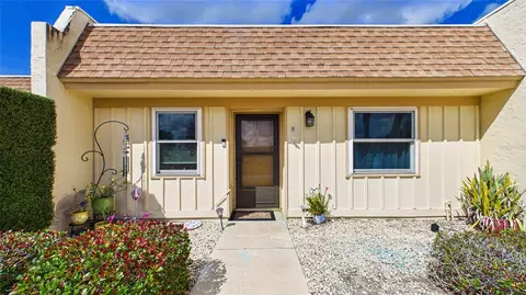 11117 Pembridge Ct #2, Port Richey, FL 34668