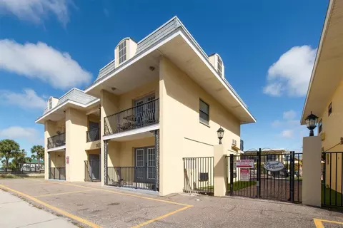 16333 Gulf Blvd #201, Redington Beach, FL 33708