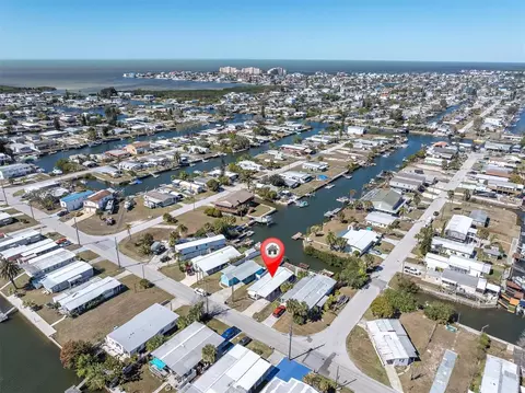 6627 Tower Dr, Hudson, FL 34667