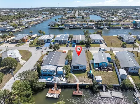 6627 Tower Dr, Hudson, FL 34667 photo 4