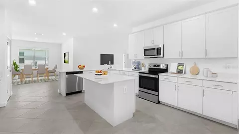 Kitchen - 17807 Cane Patch Ct, Parrish, FL 34219 photo 2 of 3