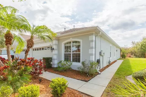 7409 Surrey Wood Ln, Apollo Beach, FL 33572