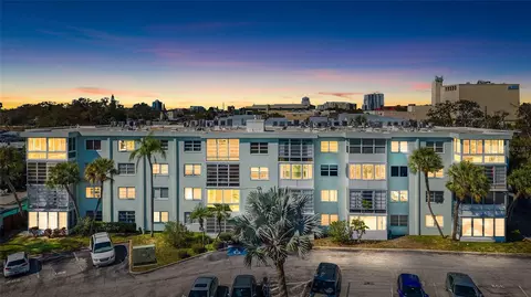 100 Waverly Way #201, Clearwater, FL 33756