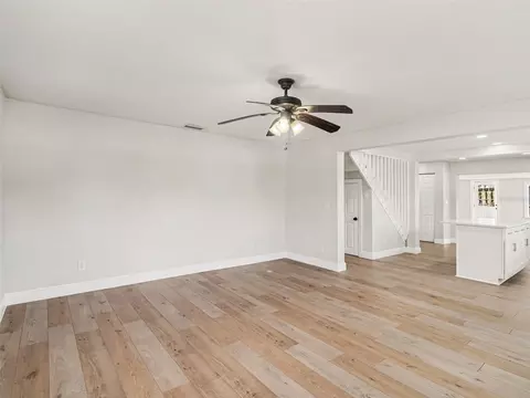 Living - 6305 Jim Davis Rd, Parrish, FL 34219 photo 3 of 9