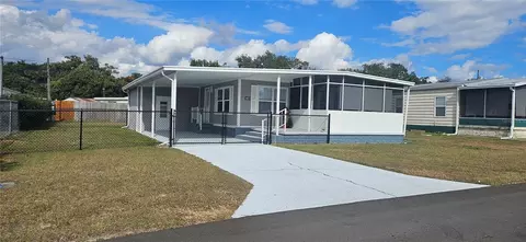39053 Flora Ave, Zephyrhills, FL 33542