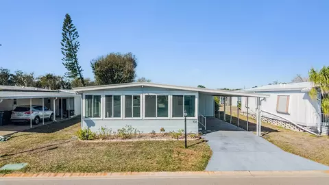 6710 36th Ave E #106, Palmetto, FL 34221