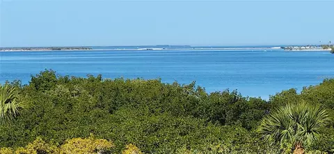 1806 Mariner Dr #318, Tarpon Springs, FL 34689