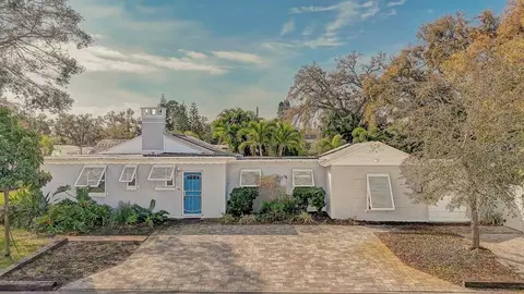 2601 49th St S, Gulfport, FL 33707