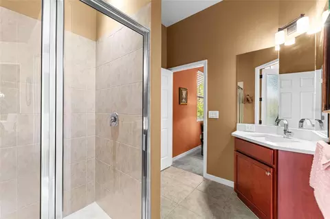 Bath - 13006 50th Ct E, Parrish, FL 34219 photo 6 of 9