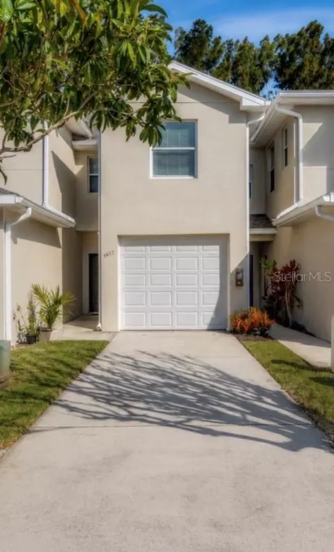 9857 66th St N, Pinellas Park, FL 33782