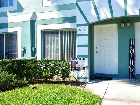 1907 Fluorshire Dr, Brandon, FL 33511