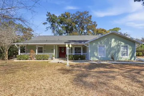 6090 W Woodside Cir, Crystal River, FL 34429
