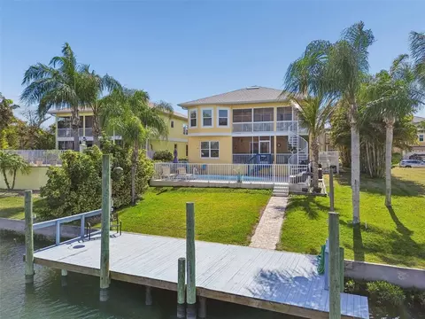 6170 Seaside Dr, New Port Richey, FL 34652