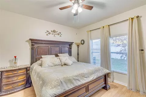 Bedroom - 763 Star Pointe Dr, Seffner, FL 33584 photo 7 of 7