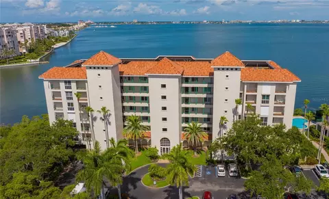 4830 Osprey Dr S #201, Saint Petersburg, FL 33711